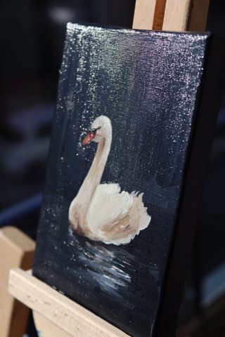 White Swan Mini Oil Painting — photo 3